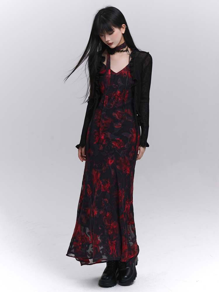 Black – Red Floral Strappy Dress: An Absolutely Gorgeous Long Skirt