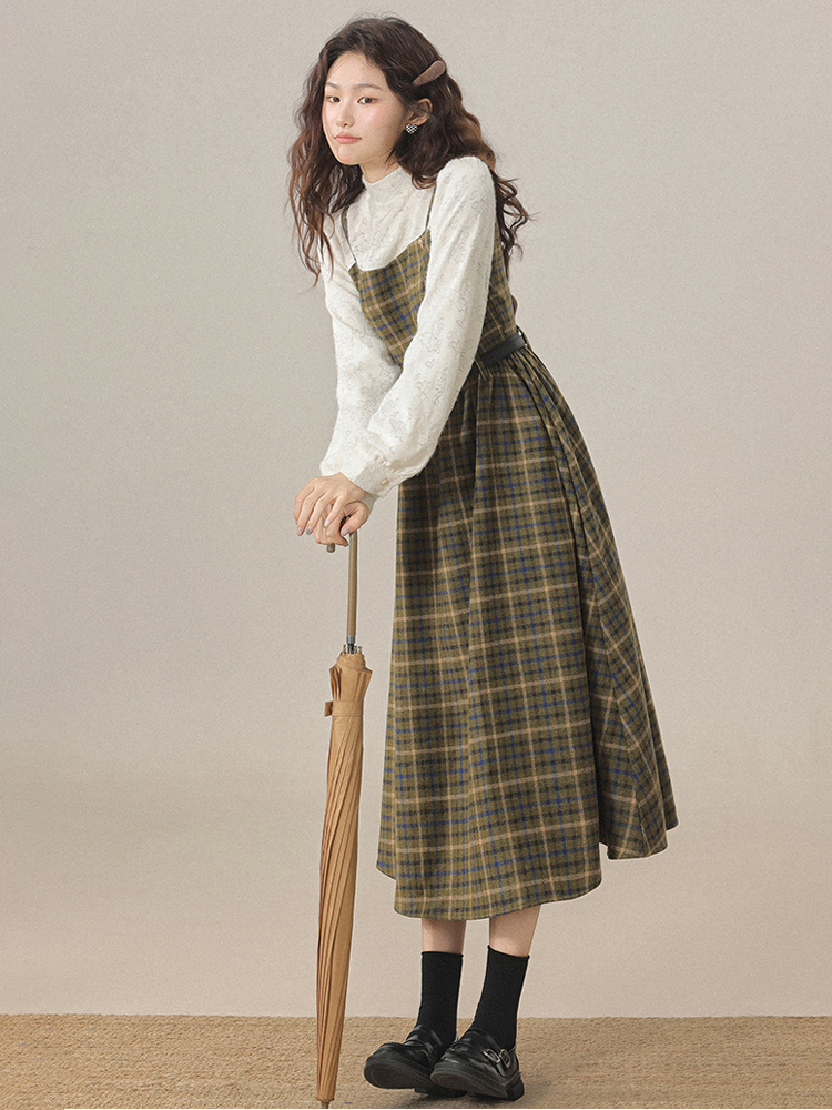 French Retro Green Plaid Waist – Cinched Dress: A Popular Autumn – Style Maxi Skirt