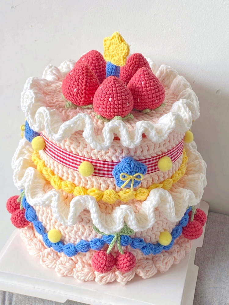 DIY Handmade Crochet Double – Layer Strawberry Cake Storage Box: Yarn Craft Kit for Creative Enthusiasts